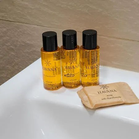 Elektoralna Charming By Bookinghost