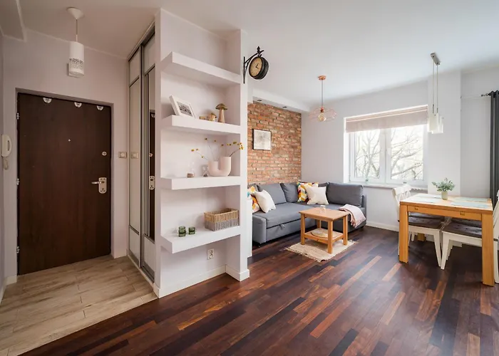 Elektoralna Charming By Bookinghost * Warsaw