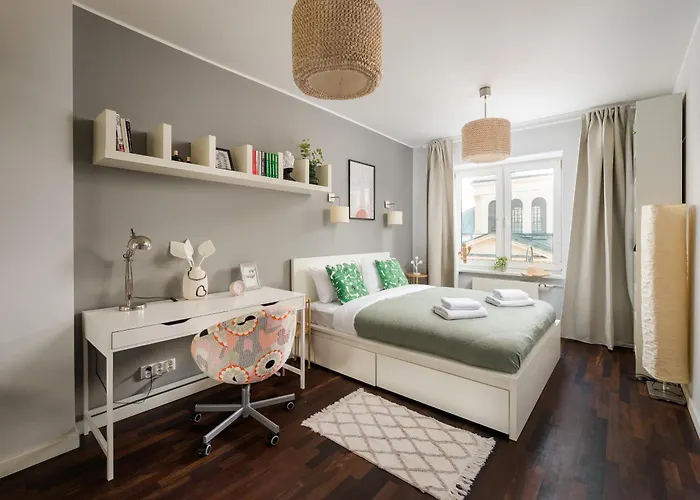 Elektoralna Charming By Bookinghost * Warsaw